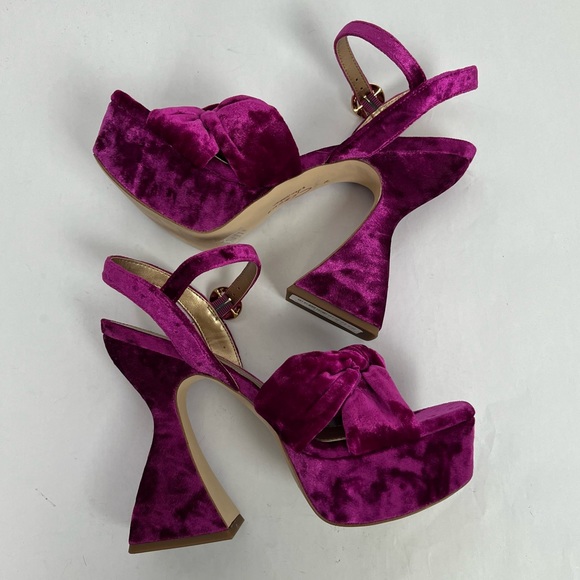 Circus NY Audrea Velvet Platform Peep Toe Platform Sandals - Picture 7 of 10